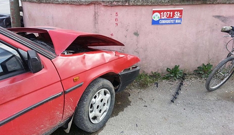 Paris İlkokulu Önünde Kaza 1 Çocuk Yaralandı 