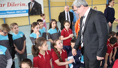 BAŞKAN AKCAN SALON SPORU OLİMPİYATLARININ START’INI VERDİ