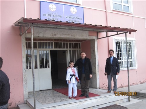 Mehmet Soykan İlkokulu Öğrencisine Anlamlı Tören