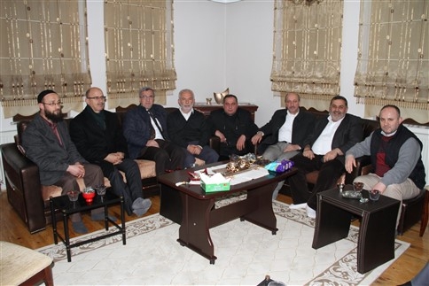 Başkan Akcan’ Dan Yenidoğan Mahesine Ziyaret