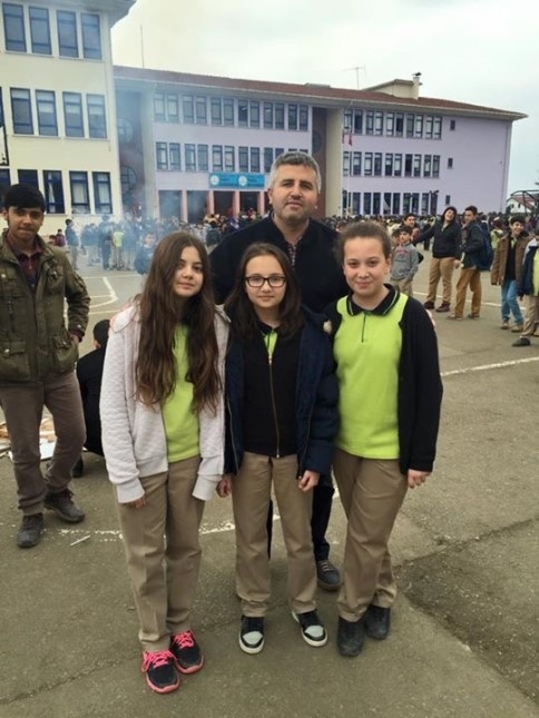 Paris Ortaokulunda Coşkulu Nevruz Kutlaması