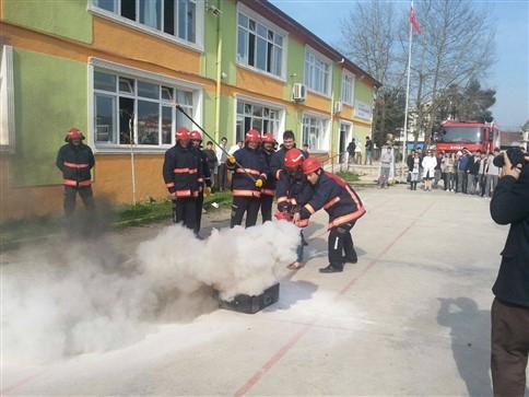 Yangın Tatbikatı Vatandaşı Heyecanlandırdı