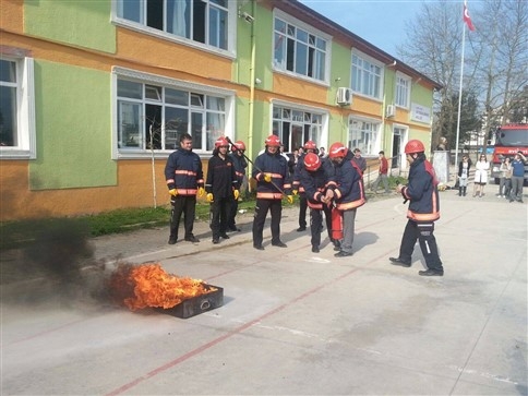 Yangın Tatbikatı Vatandaşı Heyecanlandırdı