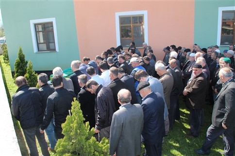 Hayata döndürülen Yaşlı Teyze 1 Gün Yaşayabildi. 