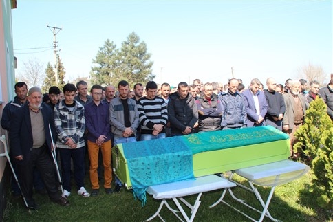 Hayata döndürülen Yaşlı Teyze 1 Gün Yaşayabildi. 