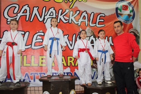 Çanakkale Şehitlerini Anma Turnuvasından 13 Madalya