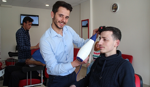 Akyazı'nın Yeni Trendi, Trendyy Kuaför