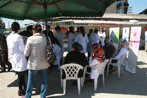 Kanser Haftası Nedeniyle Akyazı’da Etkinlik Yapıldı