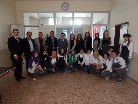 Kaymakam Bı Meslek Lisesini Ziyaret Etti