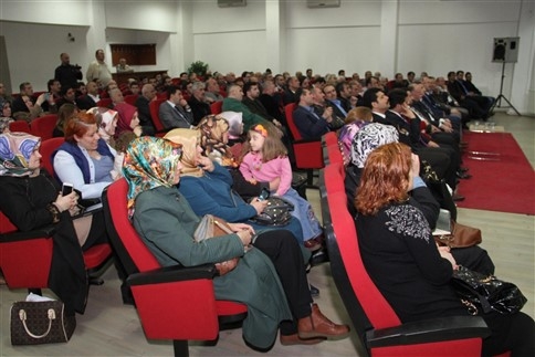 Akyazı’da Başkanlık Sistemi Tanıtım Konferansı