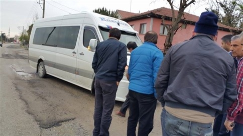 Minibüs Engelli Çocuğa Çarptı