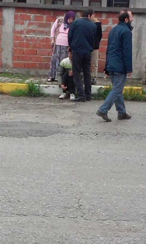 Minibüs Engelli Çocuğa Çarptı