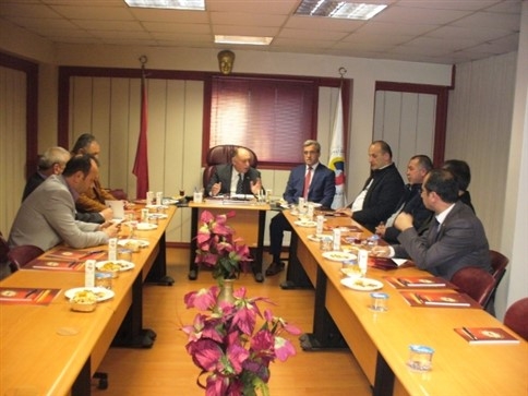 Odalardan Tek Ses Yükseldi