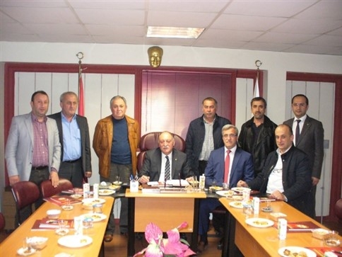 Odalardan Tek Ses Yükseldi