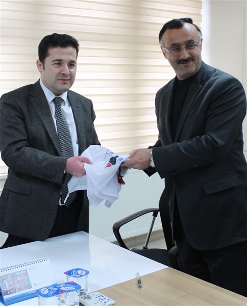 Beş Okula Beyaz Bayrak