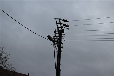 Patlayan Trafo Maheyi Elektriksiz bıraktı