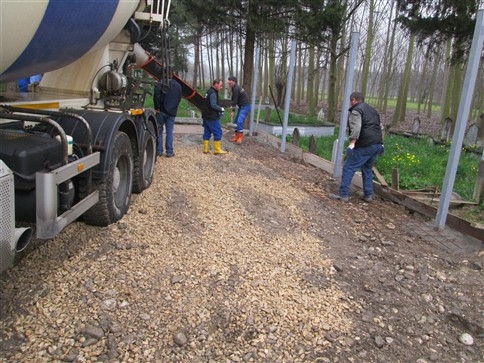 Topağaç Mezarlığı Çatı Yapımı, Peyzaj Ve Bakım Çalışmaları Tamamlandı