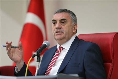 Akyazı Spor Tesisleri Yapımı İçin Meclis Yetki Verdi