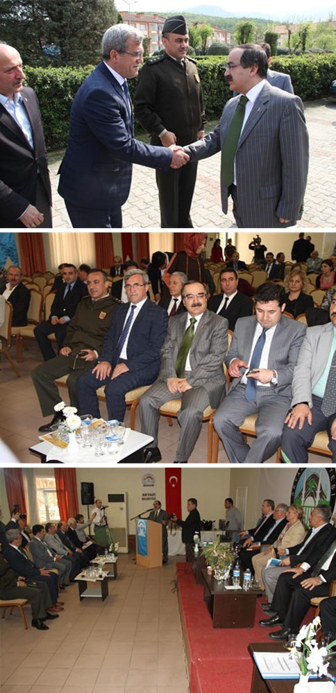 Akyazı İlçesinin Sosyo Ekonomik Kalkınabilirliği Paneli Gerçekleştirildi.