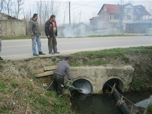 Sinek,  Böcek Ve Haşarat Mücadelesinde Hız Kesilmiyor