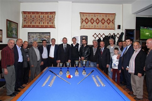 Akyazı Belediyesi  Ve Ak Belde A.Ş 4 Top Bilardo Turnuvası Yapıldı