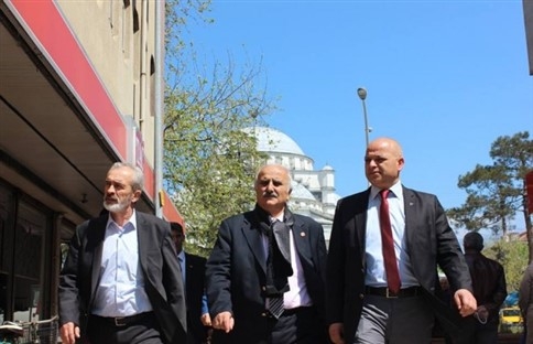 MHP Sakarya Adayları Akyazı Esnafı ile Bir Araya Geldi