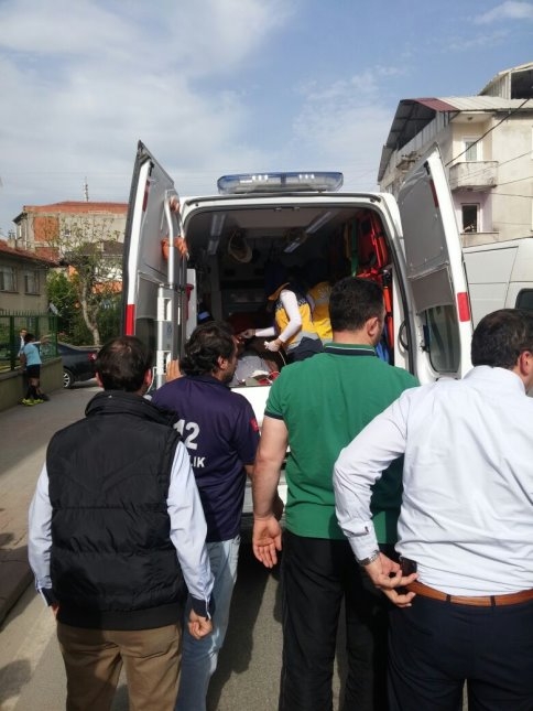 Elektrikli Bisiklet Yaya'ya Çarptı