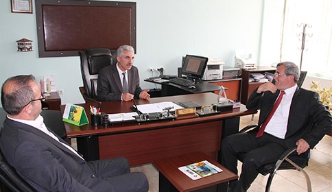 BAŞKANI HASAN AKCAN’DAN AKYAZI ANADOLU KONURALP LİSESİ KERMESİNE ZİYARET