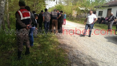 Tarım Aracıyla Şarampole Yuvarlandı 1 Ölü