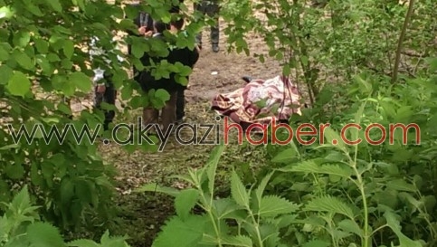 Tarım Aracıyla Şarampole Yuvarlandı 1 Ölü