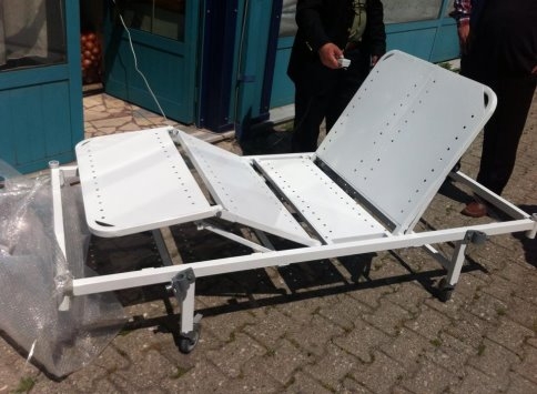 Hayırsever İş Adamı 10 Adet Hasta Yatağı Bağışladı