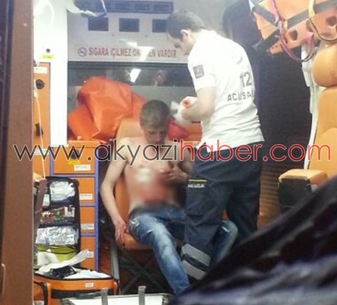 Bıçaklı Kavgada 2 Kişi Yaralandı