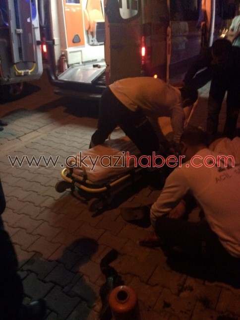 Bıçaklı Kavgada 2 Kişi Yaralandı