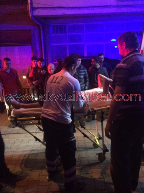 Bıçaklı Kavgada 2 Kişi Yaralandı