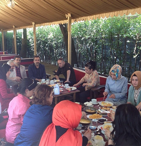 Bayan Kuaförler Kahvaltıda Bir Araya Geldiler