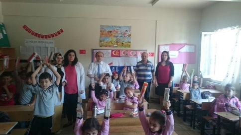 Atatürk İlkokulu’nda Diş Sağlığı Konulu Seminer Verildi.