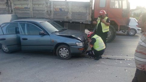 Cemiyete Gidiyorlardı Kaza Yaptılar 