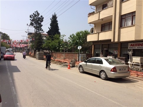 Akyazı'da Elektrik Şebekesi Yeraltına Alınıyor