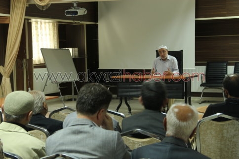Akyazı Müftülüğünün Düzenlediği 2015 Hac Seminerleri Başladı