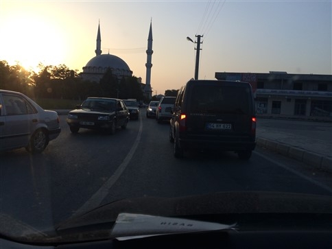 Kuzuluk Kavşağı Keşmekeşi Sürüyor