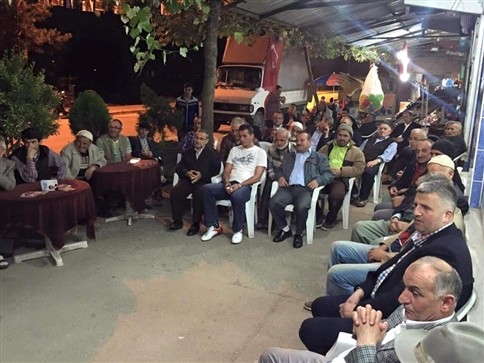 AK Parti Akyazı İlçe Teşkilatı Esnaf ve Vatandaşlarla Buluştu