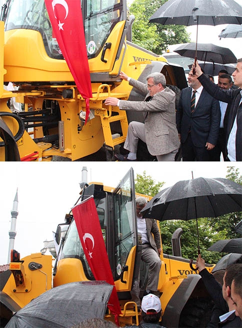 Akyazı Belediyesi Araç Filosunu Genişletti