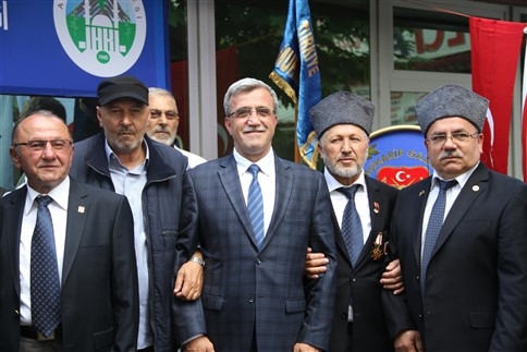 Geçmişine Sahip Çıkmayan, İleriyi Göremez…