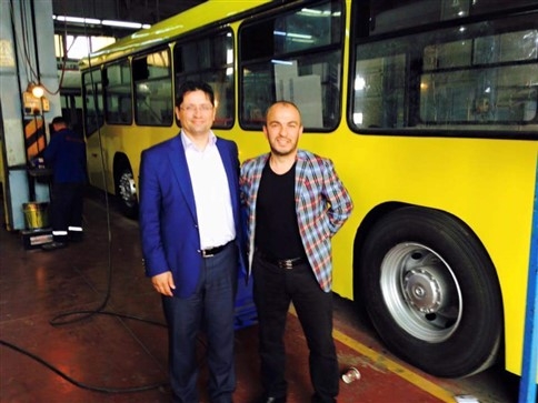 İETT'den Akyazı'ya otobüs hediye edildi.