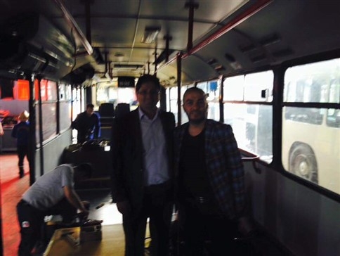 İETT'den Akyazı'ya otobüs hediye edildi.