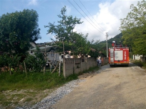 Aspiratör Yandı Maheli Evi Yanmaktan Kurtardı