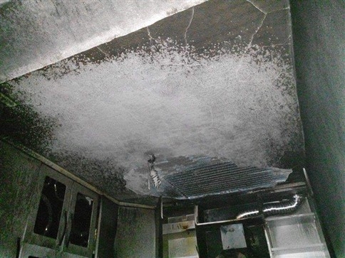 Aspiratör Yandı Maheli Evi Yanmaktan Kurtardı