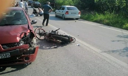 Motosiklet Otomobilin Altına Girdi