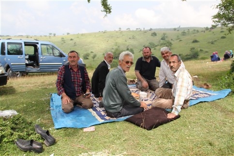 Dokurcun Karadenizliler Derneğinden Davlumbaz Yayla Şenliği