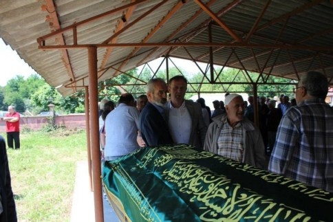 Mert Açıker Babalar Gününde Babasız Kaldı